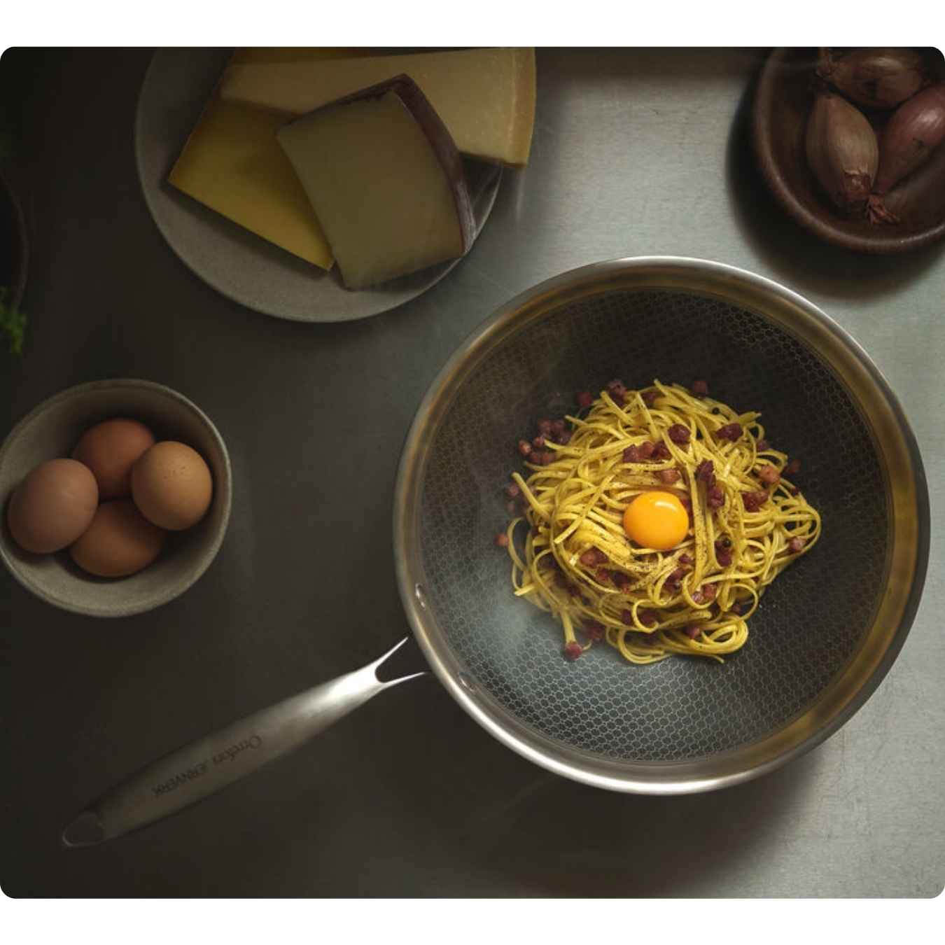 Orrefors Jernverk - Honey pasta pande